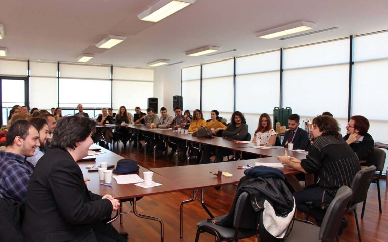 fnsspri forumul national al studentilor la stiinte politice si relatii internationale 7